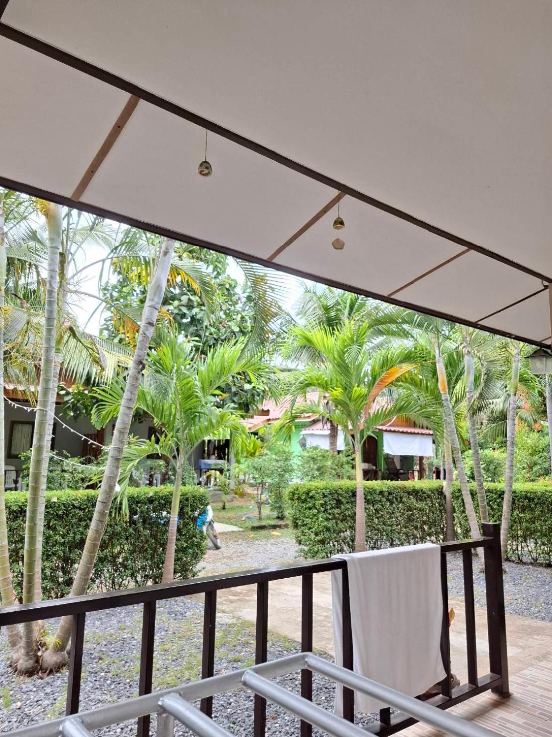 Lanta Salamat House Ko Lanta Buitenkant foto